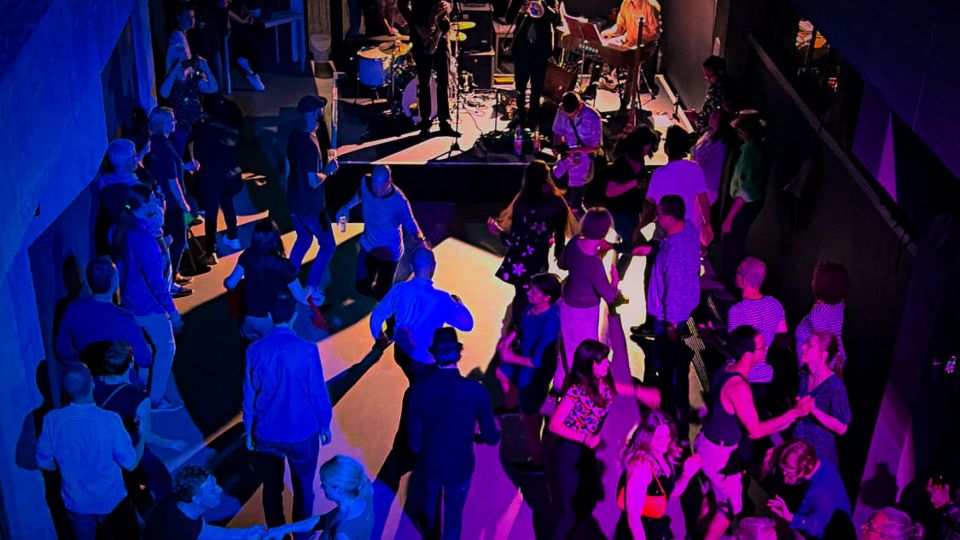 Elektro meets Dixie on the Dancefloor