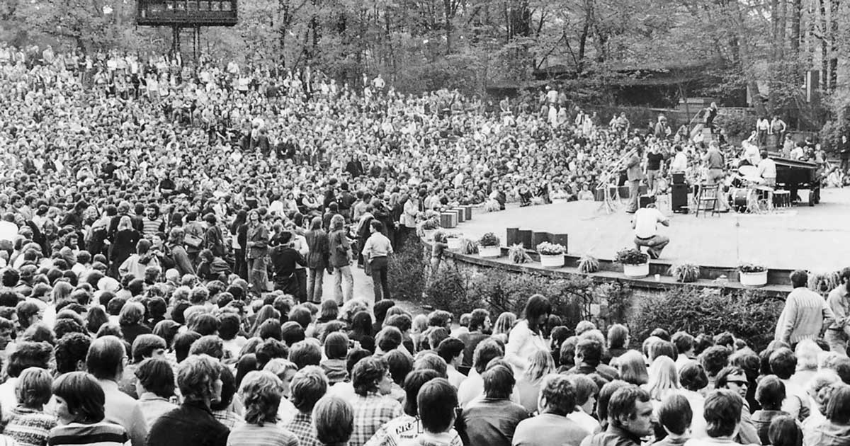 »Open-Air-Gala« in der Freilichtbühne »Junge Garde«