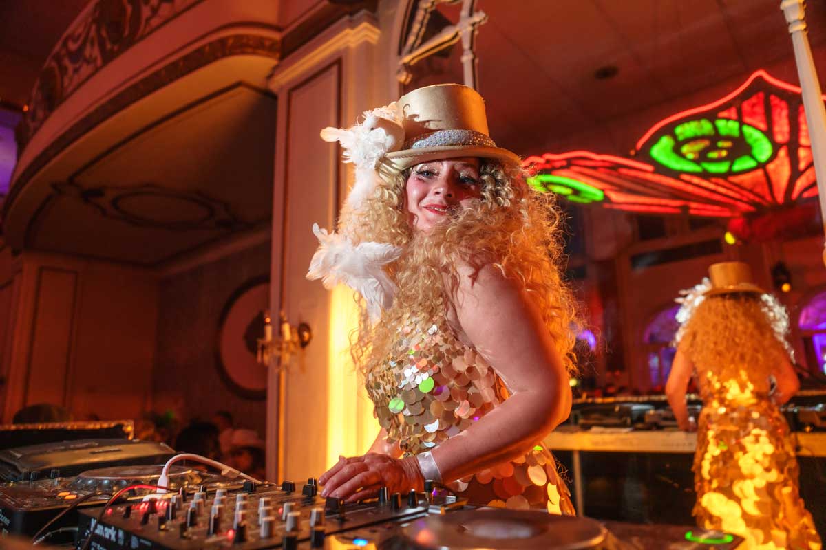 Schwester Polyester zum Internationalen Dixieland Festival Dresden