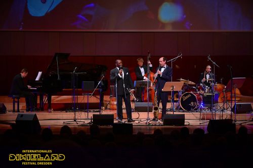 2019-10-07-JazzGala-0449-©-Foto-Hendrik-Meyer – Foto-Großansicht
