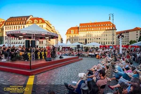 Fotor&uuml;ckblick: 52. L&uuml;bbenauer Kahnkorso 2026 