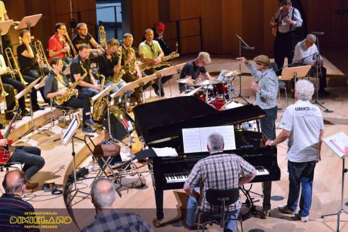 2017-Dixielandfestival-Dresden-Swingt-Kulturpalast-005-©-Foto-Hendrik-Meyer – Foto-Großansicht