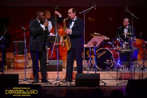 2019-10-07-JazzGala-1323-©-Foto-Hendrik-Meyer – Foto-Großansicht