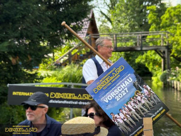 Fotor&uuml;ckblick: 52. L&uuml;bbenauer Kahnkorso 2026 
