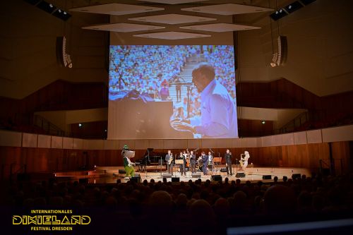 2019-10-07-JazzGala-0099-©-Foto-Hendrik-Meyer – Foto-Großansicht