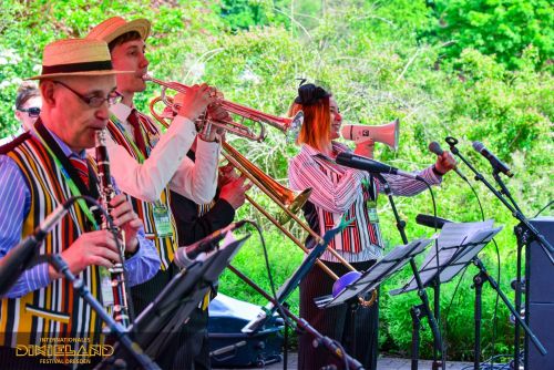 2017-001-Dixielandfestival-in-Familie-Zoo-©-Foto-Hendrik-Meyer – Foto-Großansicht