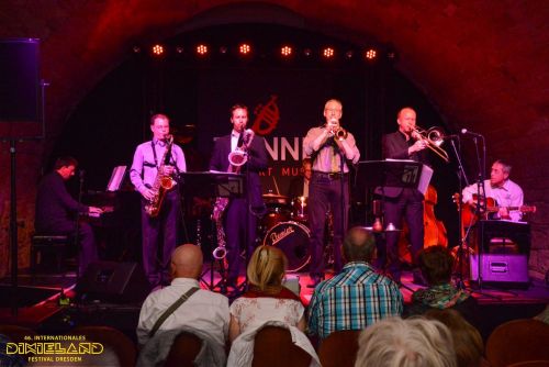 2016-042-Dixielandfestival-Jazzclub-Tonne-©-Foto-Hendrik-Meyer – Foto-Großansicht