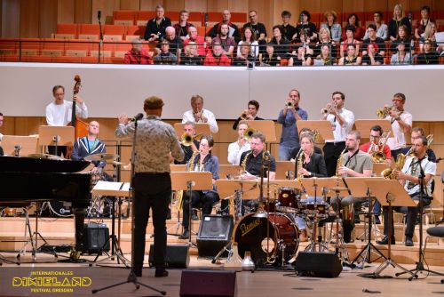 2017-Dixielandfestival-Dresden-Swingt-Kulturpalast-009-©-Foto-Hendrik-Meyer – Foto-Großansicht