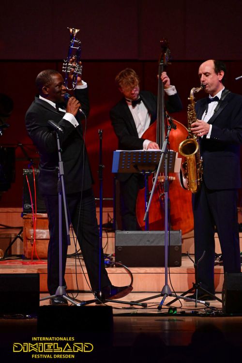2019-10-07-JazzGala-1252-©-Foto-Hendrik-Meyer – Foto-Großansicht