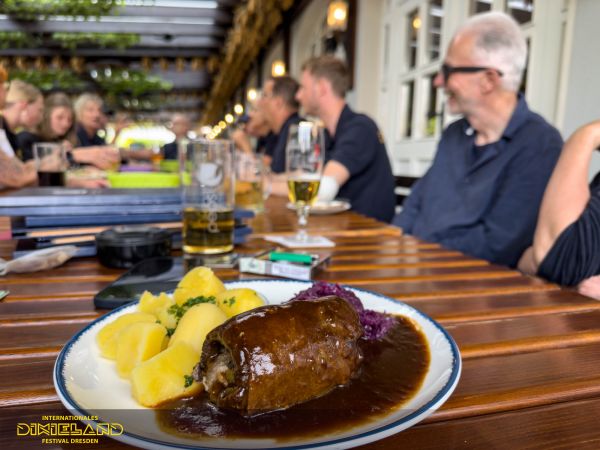 Fotor&uuml;ckblick: 52. L&uuml;bbenauer Kahnkorso 2026 