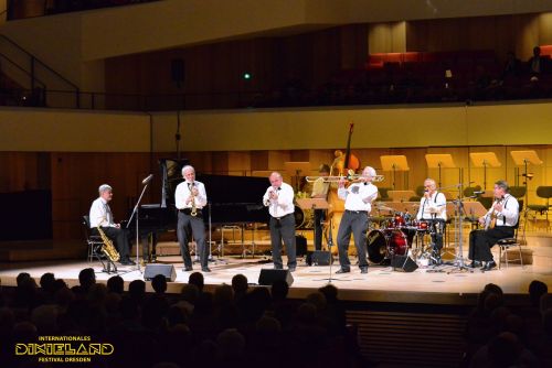 2017-Dixielandfestival-Dresden-Swingt-Kulturpalast-016-©-Foto-Hendrik-Meyer – Foto-Großansicht