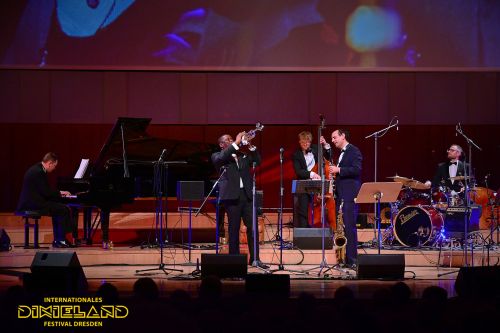 2019-10-07-JazzGala-0484-©-Foto-Hendrik-Meyer – Foto-Großansicht