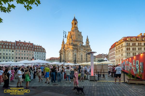 Fotor&uuml;ckblick: 52. L&uuml;bbenauer Kahnkorso 2026 