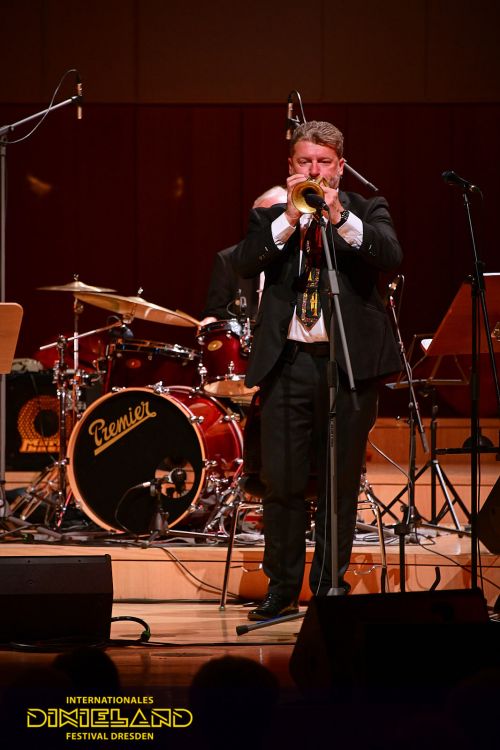 2019-10-07-JazzGala-0160-©-Foto-Hendrik-Meyer – Foto-Großansicht