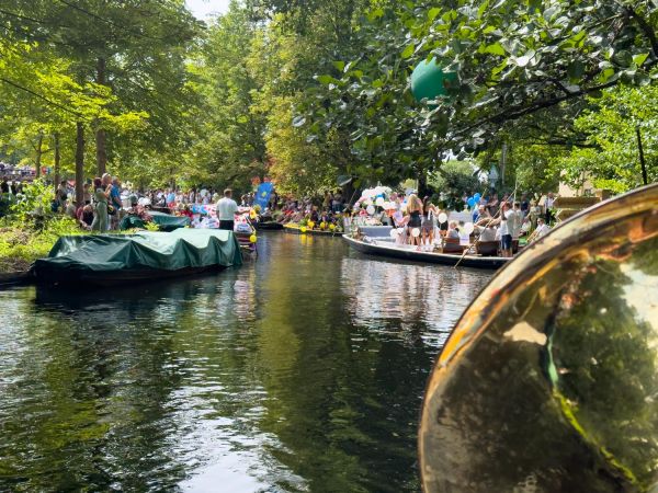 Fotor&uuml;ckblick: 51. L&uuml;bbenauer Kahnkorso 2025 