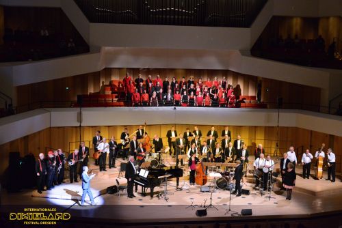 2017-Dixielandfestival-Dresden-Swingt-Kulturpalast-046-©-Foto-Hendrik-Meyer – Foto-Großansicht