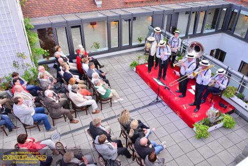 2016-041-Dixielandfestival-Jazz-Dachterrasse-©-Foto-Hendrik-Meyer – Foto-Großansicht
