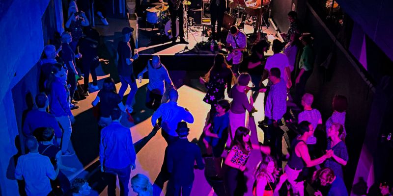 Elektro meets Dixie on the Dancefloor